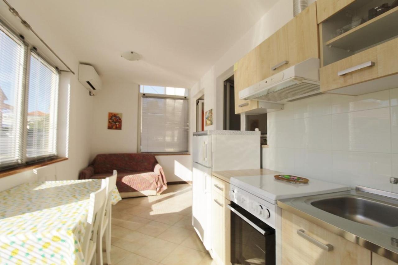 Apartments Zambratija With Sea View Exteriör bild