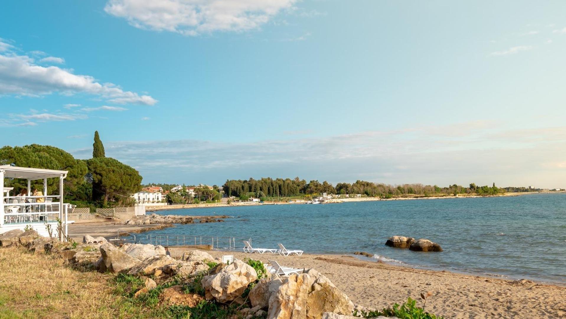 Apartments Zambratija With Sea View Exteriör bild